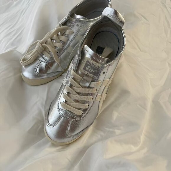 Onitsuka Tiger Women's Silver Casual Sneakers - Picture 2 of 5
